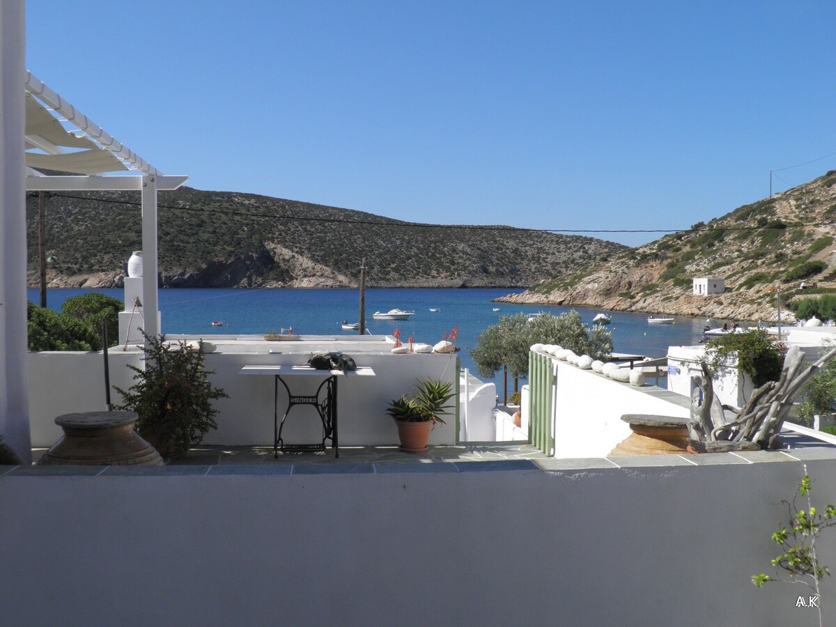 Vathy、Sifnos、Cyclades的阳光和海上公寓！