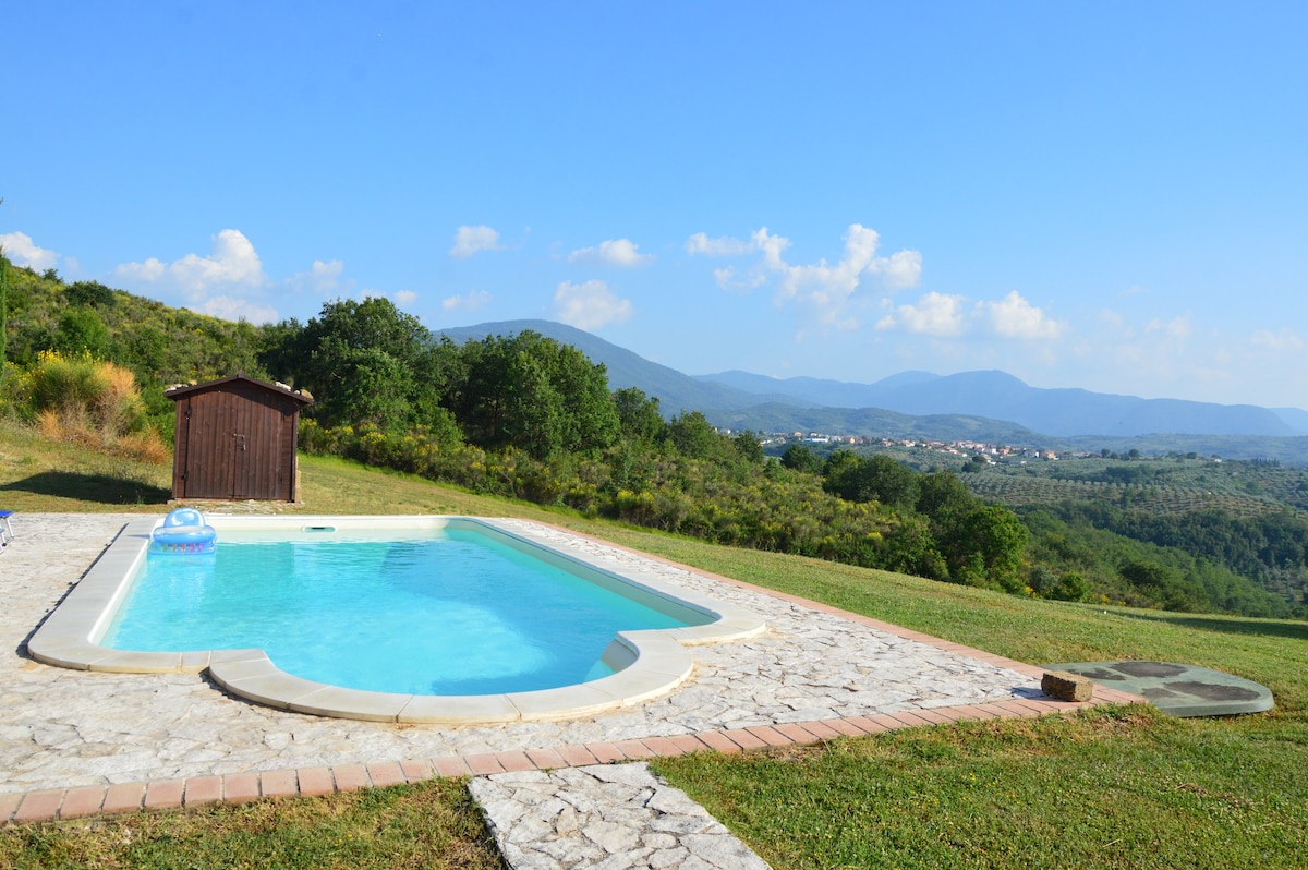 带景观和私人泳池的Campore别墅