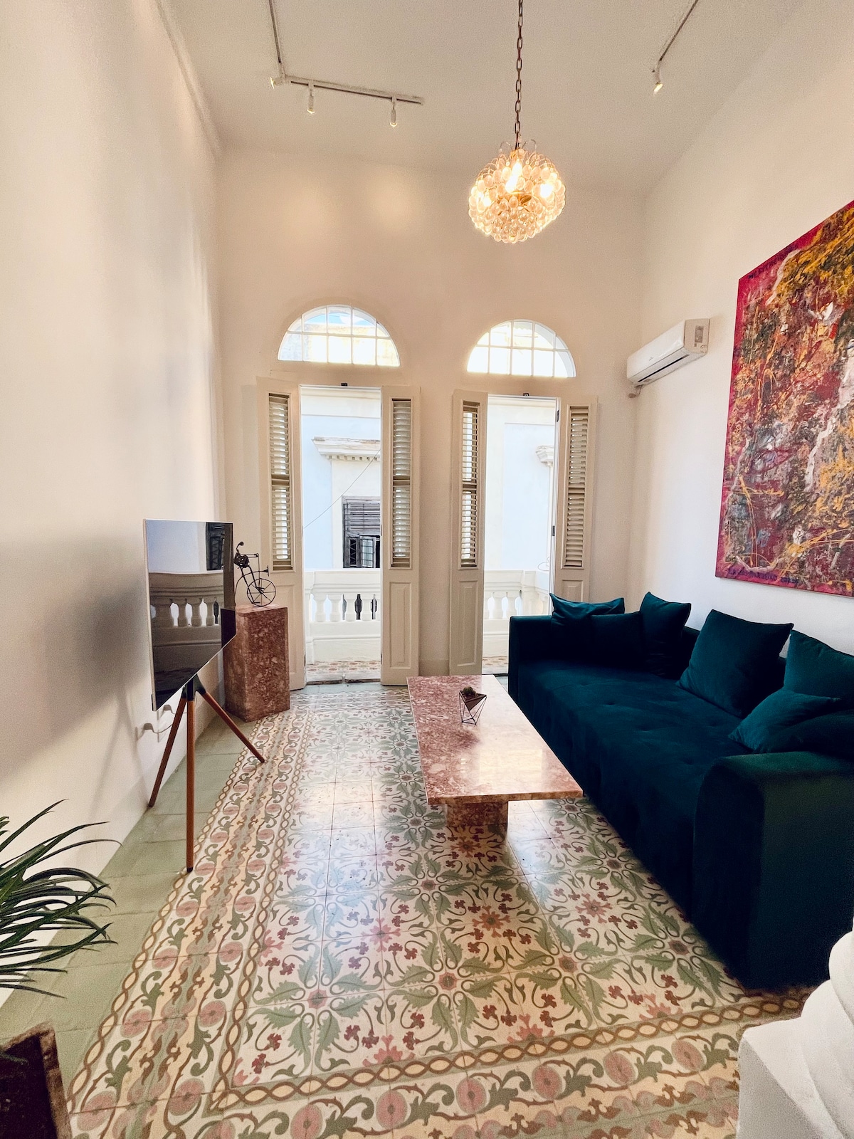 Havana808 Elegant, luxury apartment in Old Havana