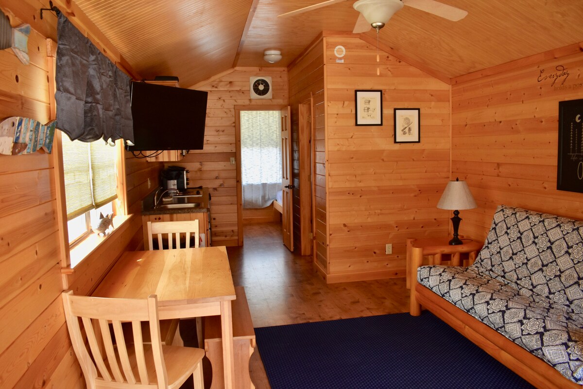 Rolling River Cabins - Cabin 2