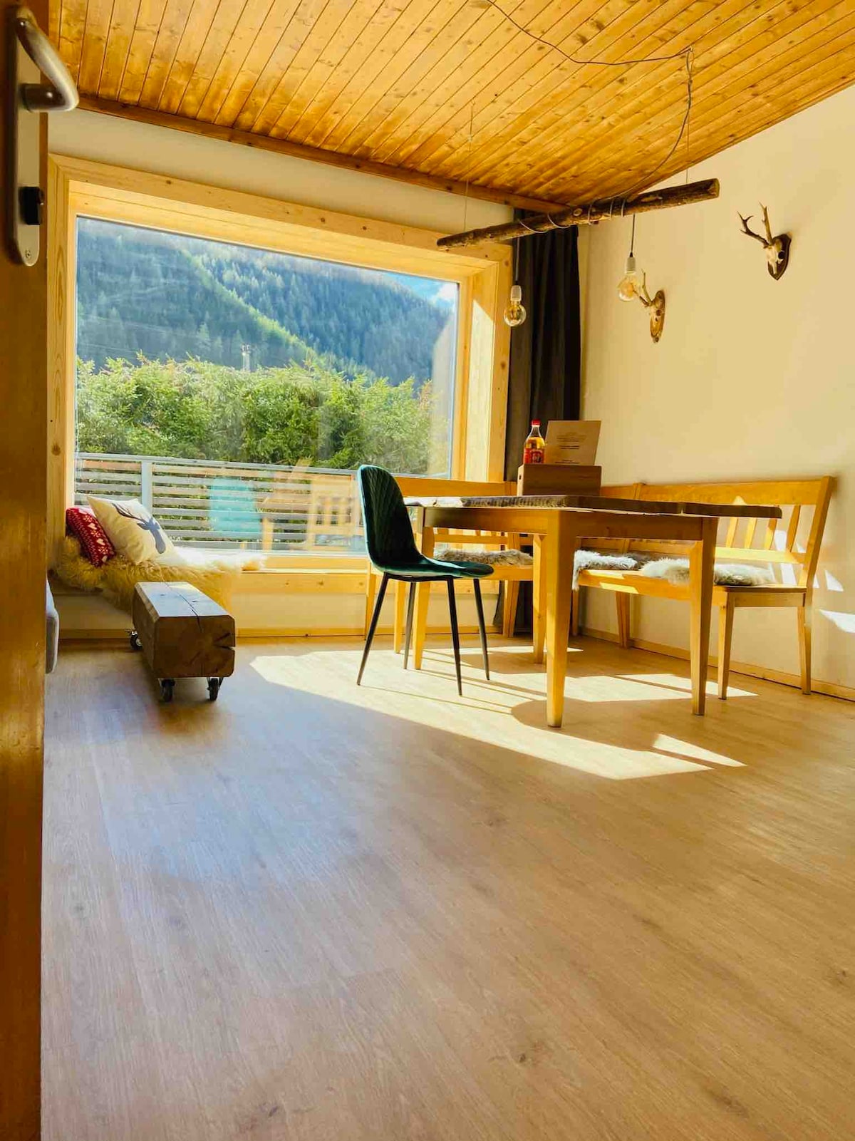带阳台的宽敞公寓度假木屋-阿尔卑斯山