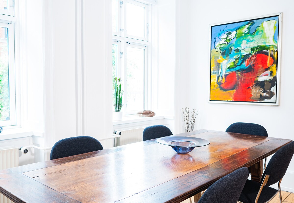 Explore Cph from a Stylish Central Apartment
