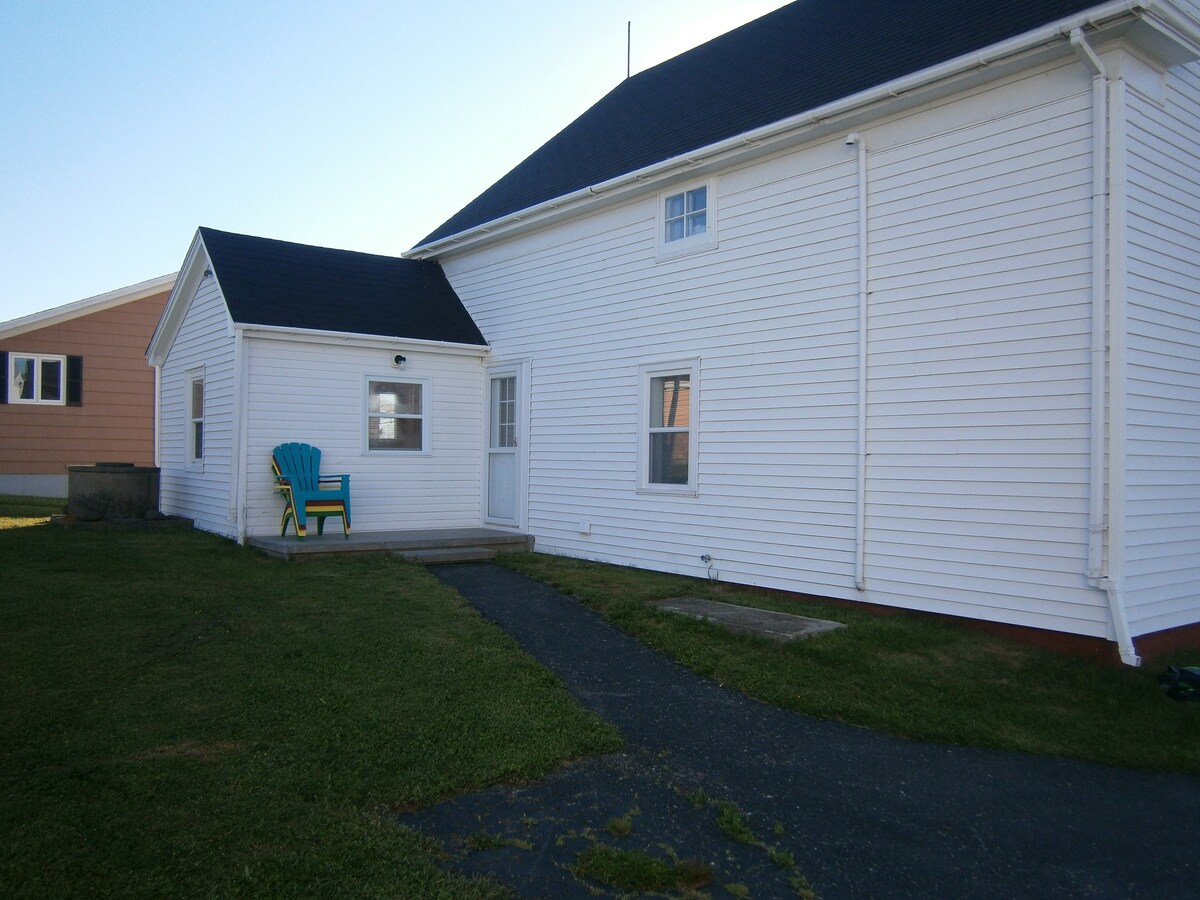 Acadian Home - Baie Sainte Marie