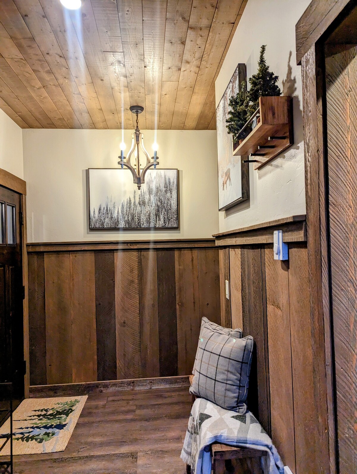 Moose Meadow - Rustic 4BR Ranch