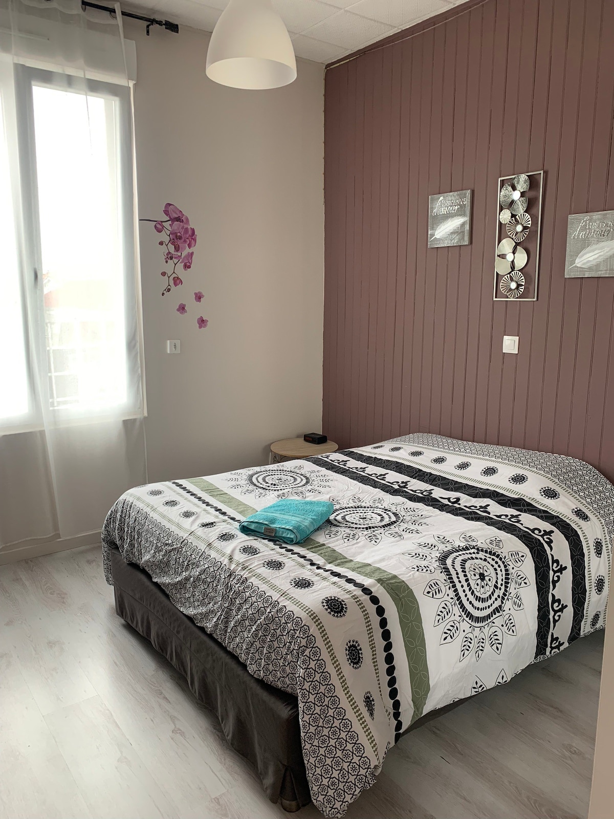 La Petite Bedroom ABBEVILLE