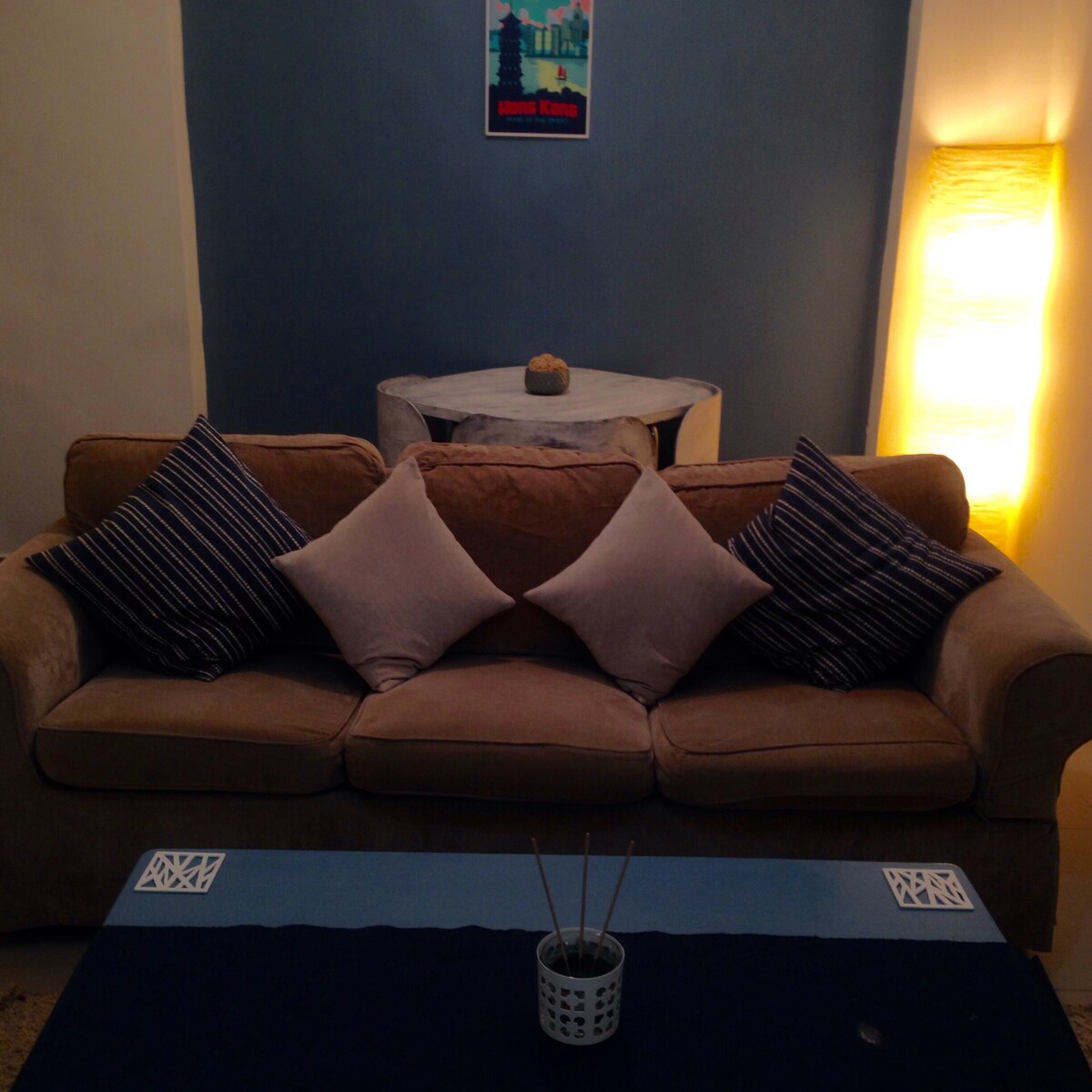 Homely, large, terrace, wan chai apartment