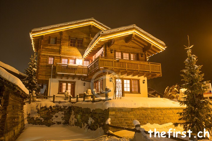 Chalet Ulysse Zermatt迷人舒适的12位房客