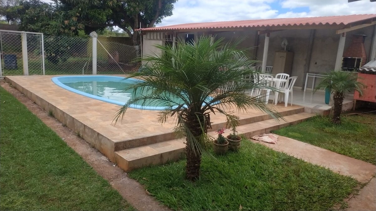 Casa com piscina em Salto Grande
