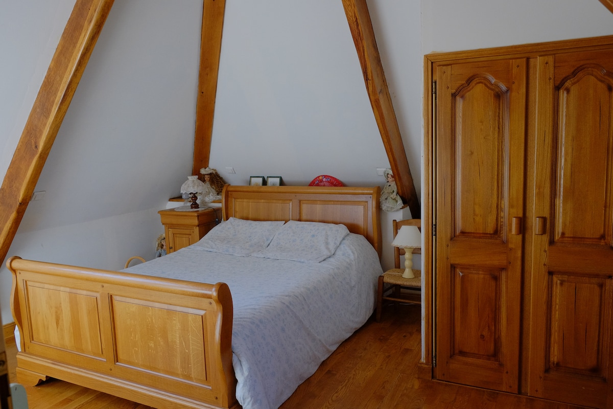 Maison vue Lac - Chambre 2 (petit déj inclus)