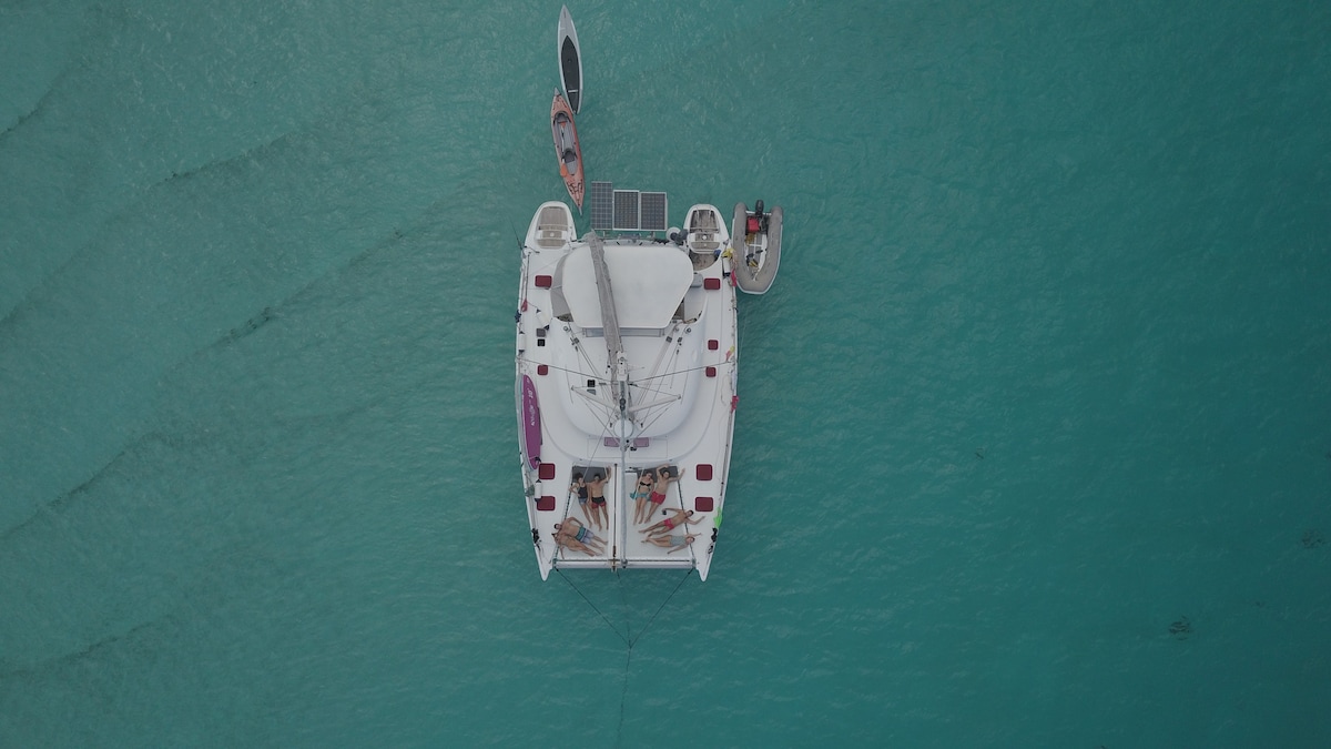 Catamaran bora-bora et les îles