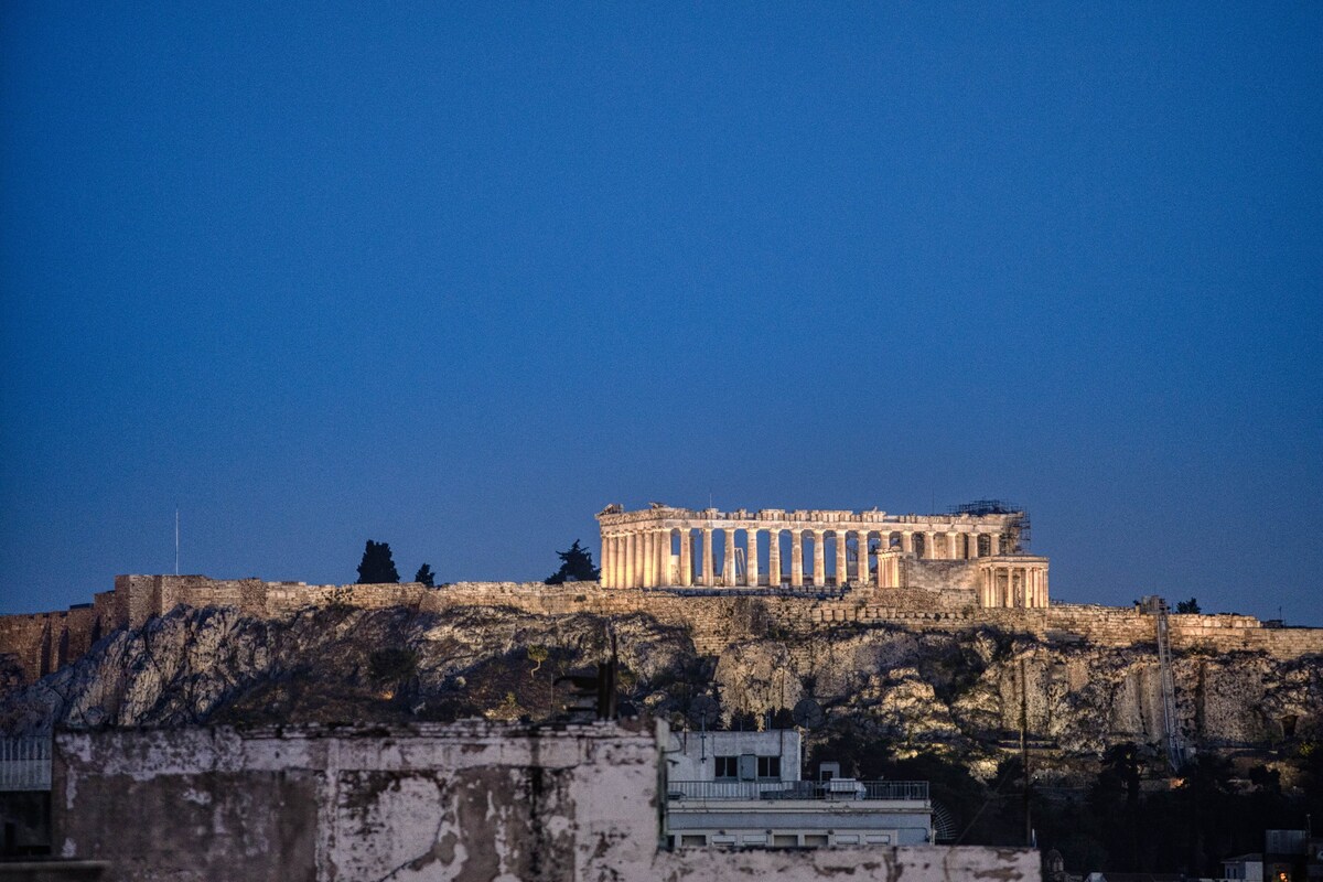 Anti Gallery2 -Acropolis View @距离雅典卫城区1公里