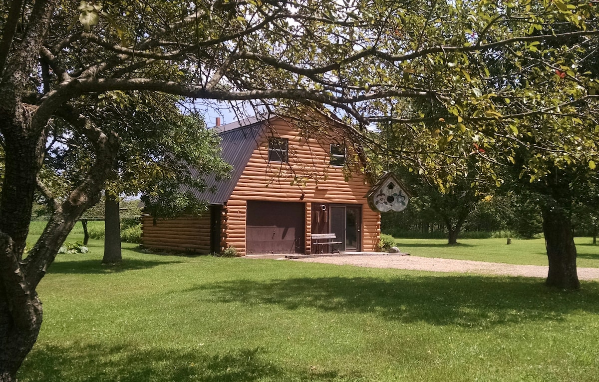 Big Cedar River Log Cabin