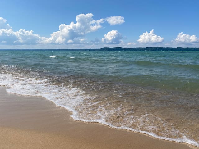 特拉弗斯城(Traverse City)的民宿