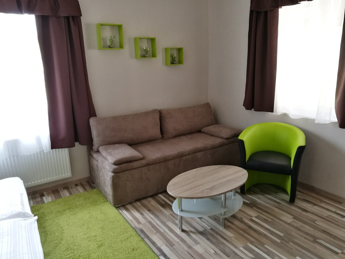 Börzsöny Apartman EG20004120