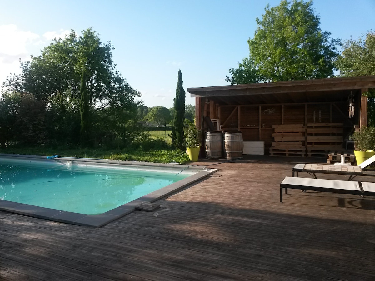 Maison familiale conviviale / piscine chauffée