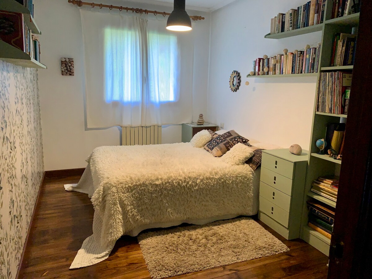 Habitación con vistas a la montaña