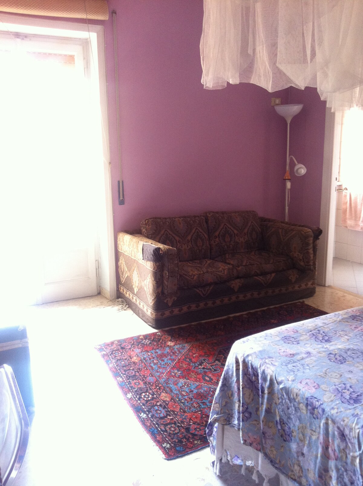 Trastevere room & private bathroom