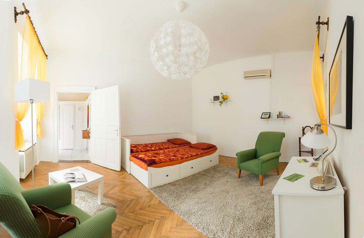 Independent Home In the Heart of  Budapest