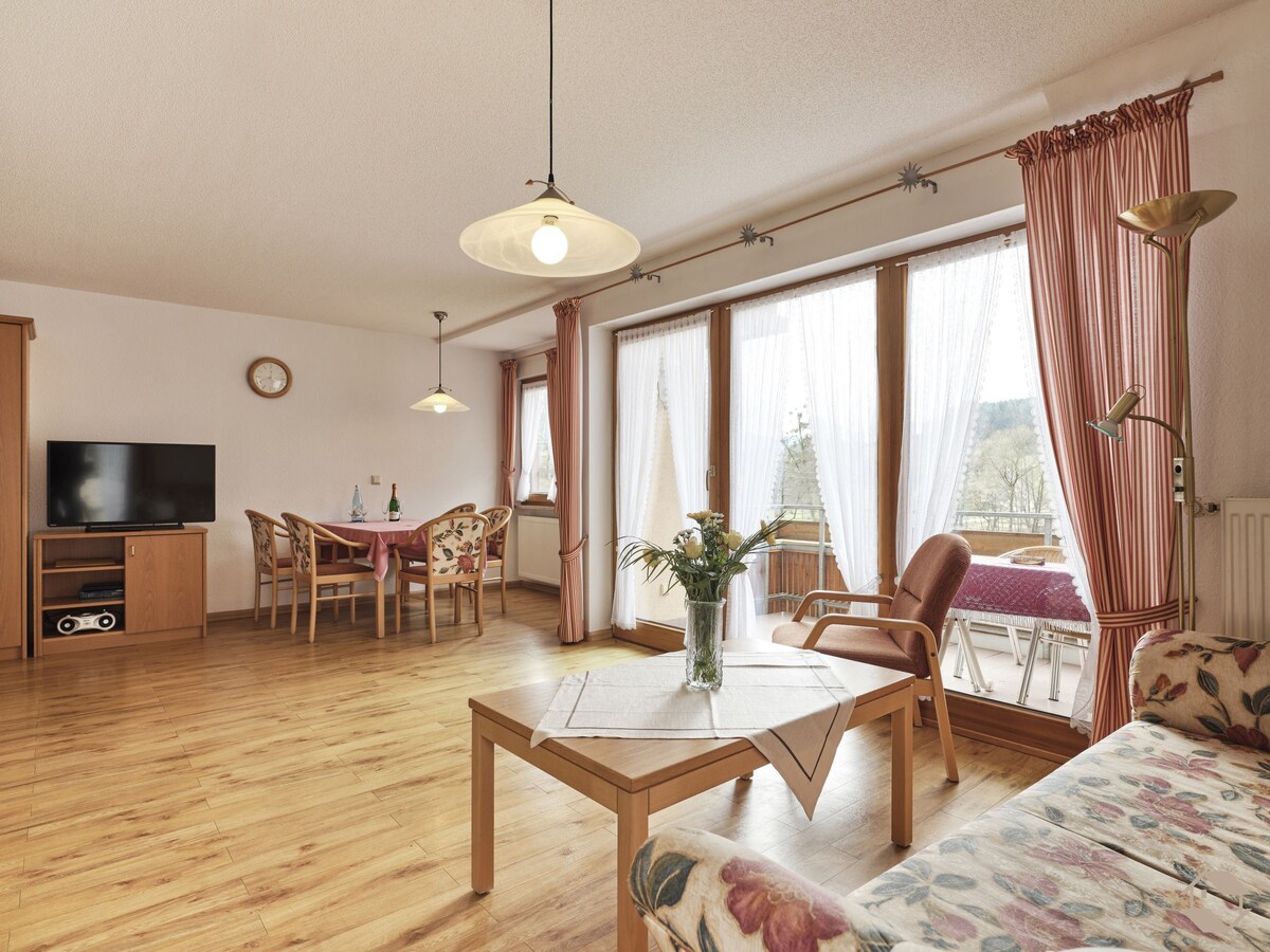 Landgasthof Adler-Pelzmühle ， （ Elzach/Biederbach ） ，客栈Tenne公寓， 63平方米， 1间卧室