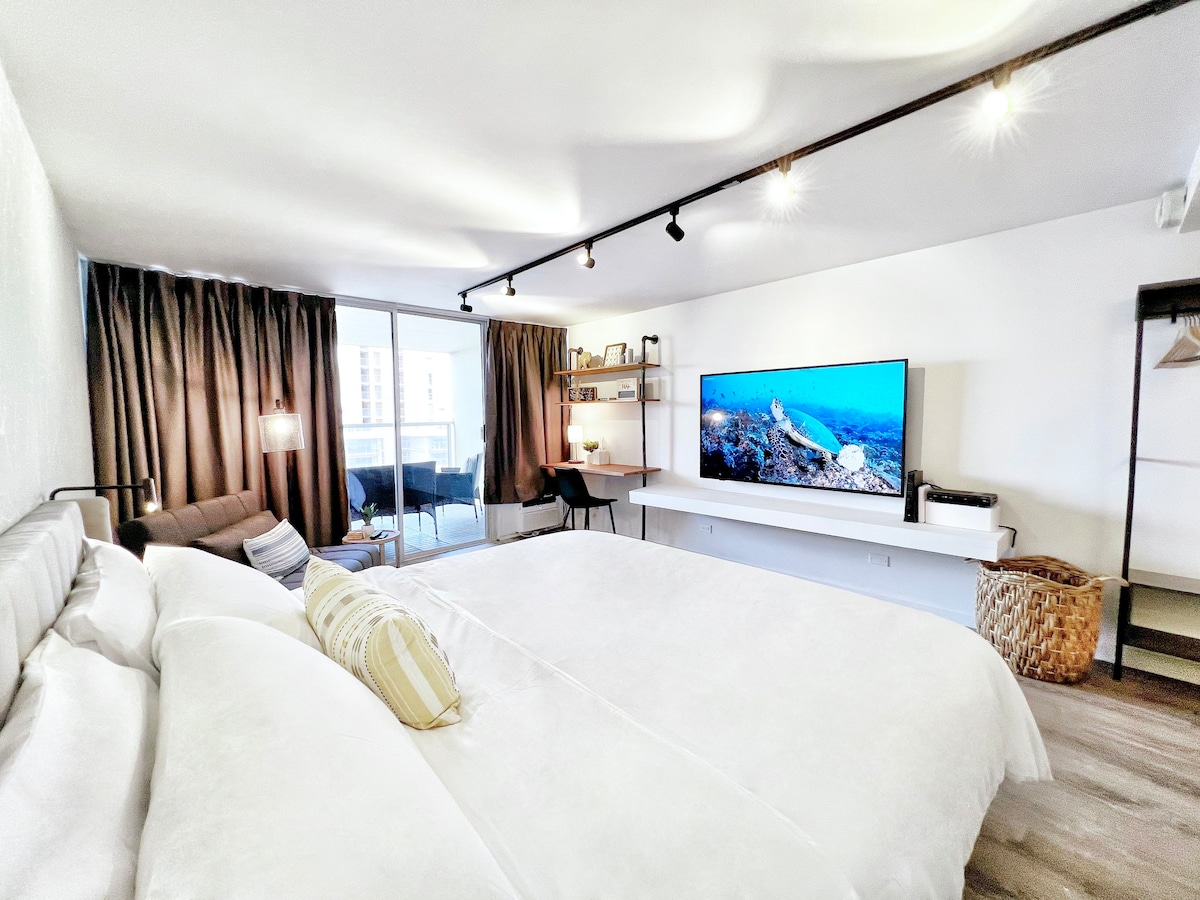 舒适时尚的岛屿加大双人床单间公寓-威基基市中心。