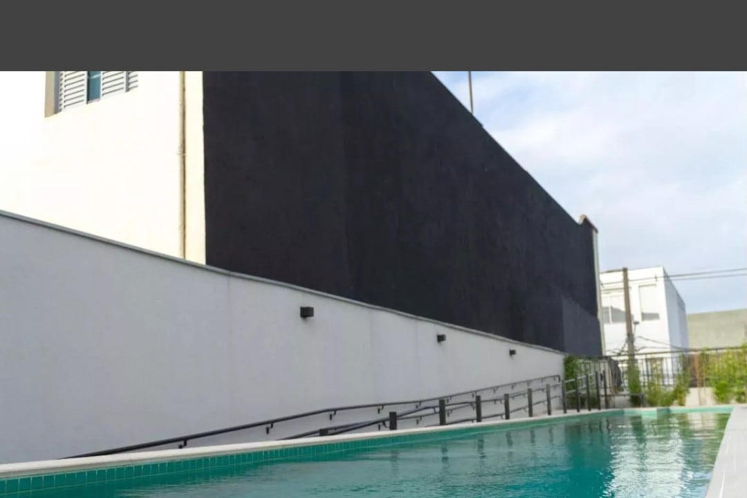 Apartamento com piscina