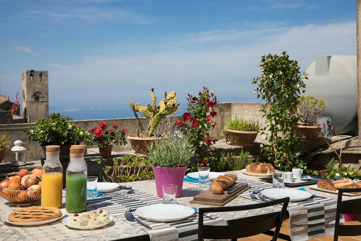 B&B Bella Vista Erice Sicily可入住2人