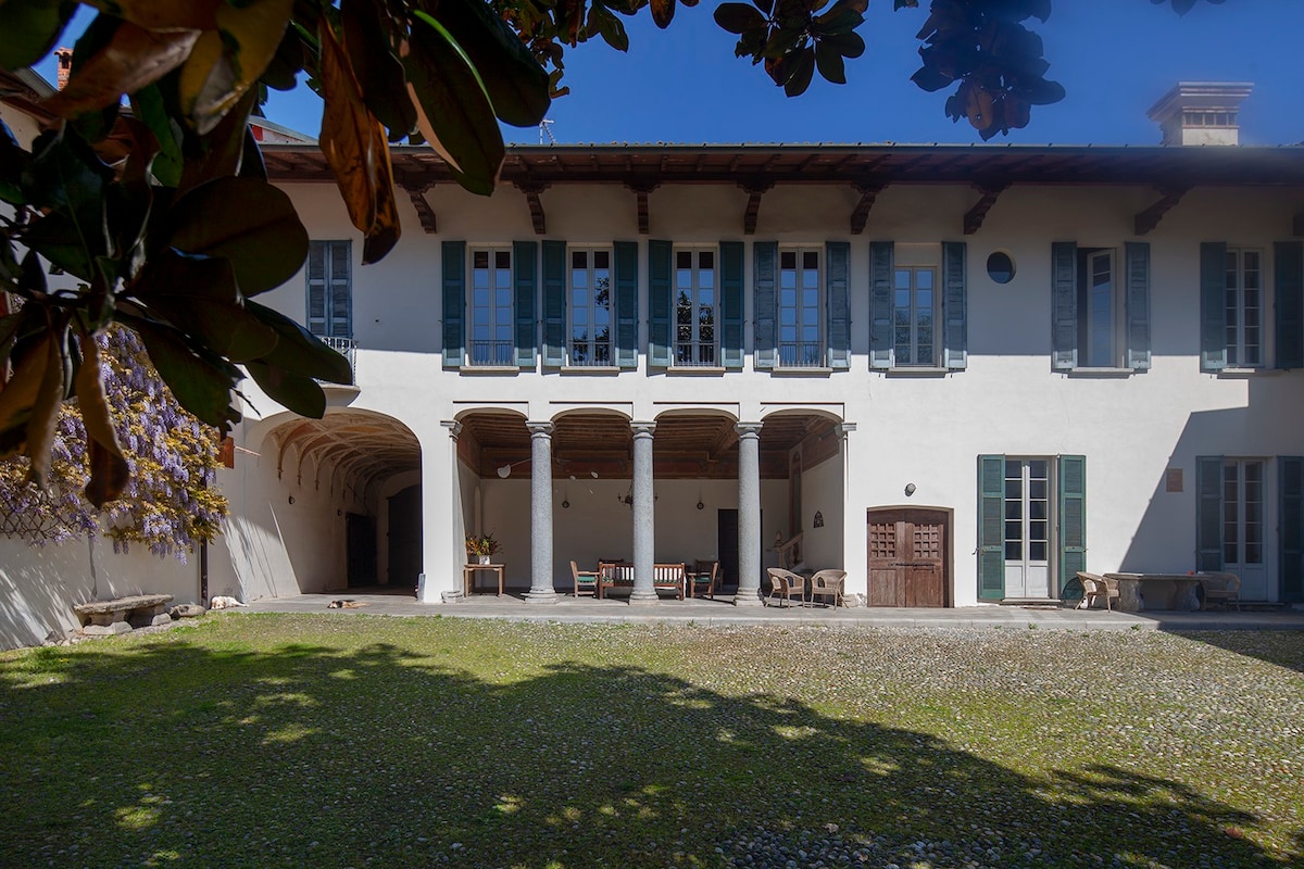 历史悠久的贝拉别墅（ Villa Berla ） ，主屋-瓦雷斯湖（ Varese Lake ）