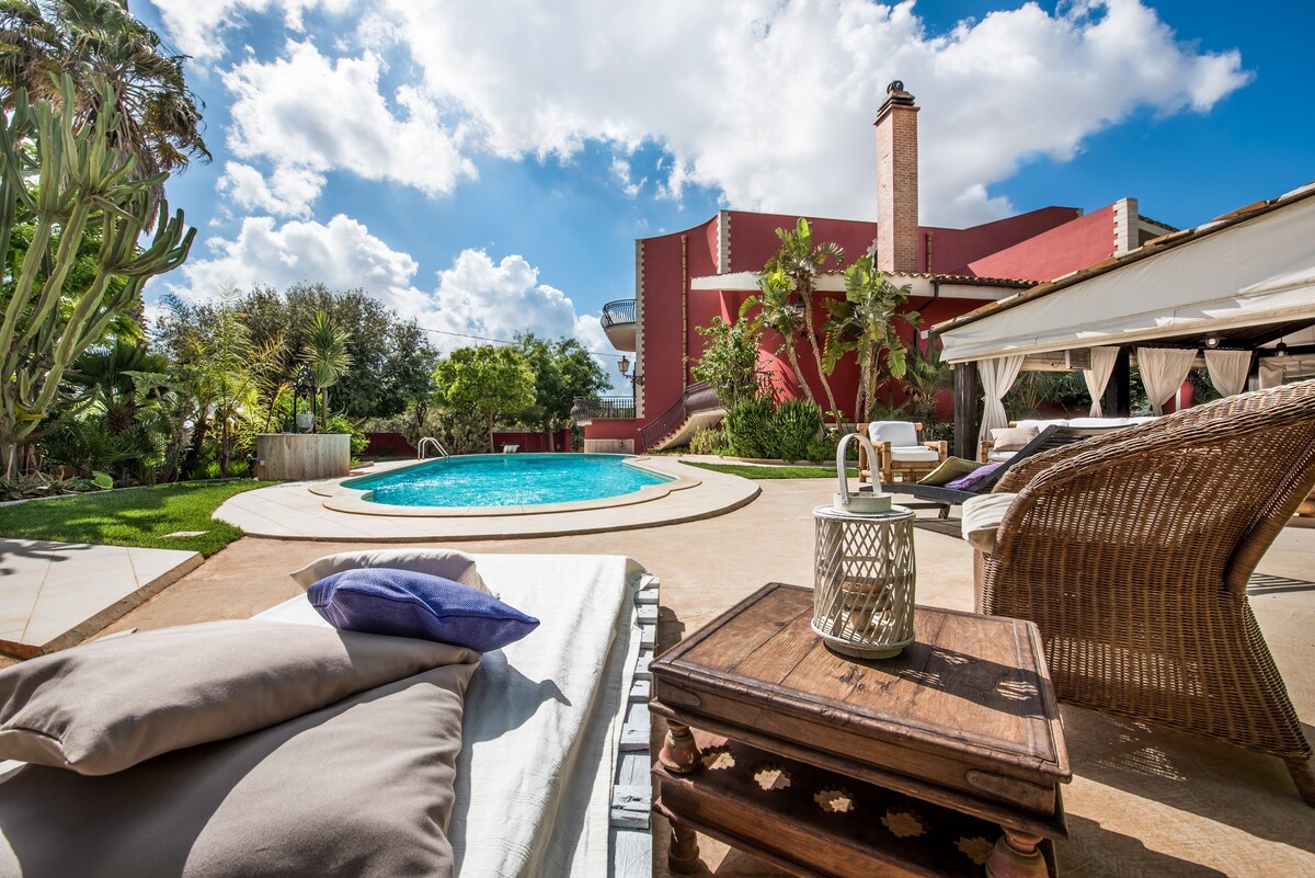 Villa Maiani Luxury villa with pool in Sicily 8