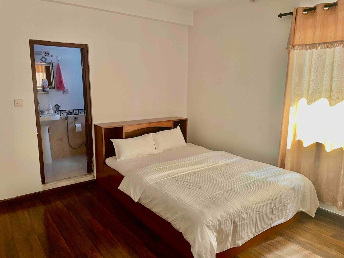Apartment In West Thamel