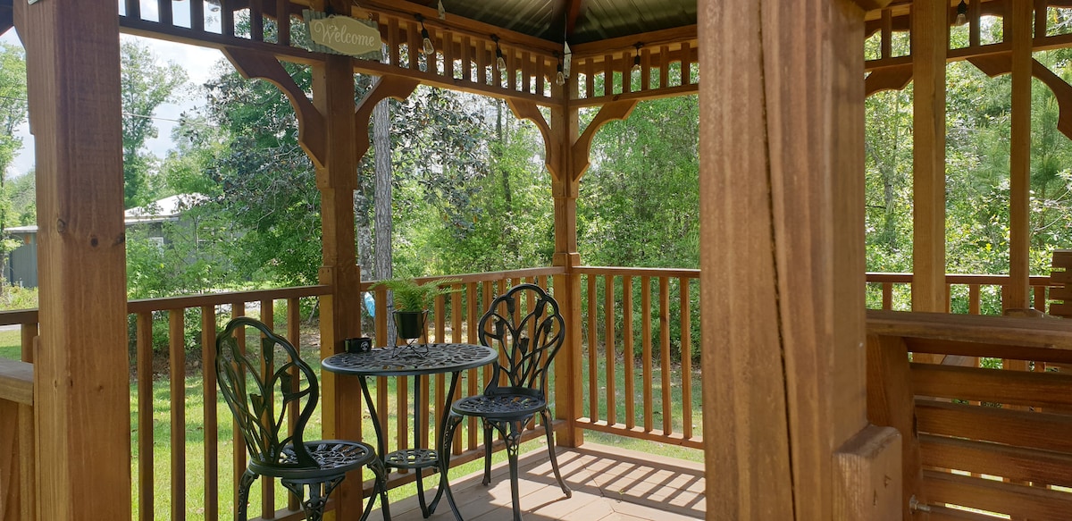 Quiet, cozy 1 bdrm cottage near Caverns & Bear Paw