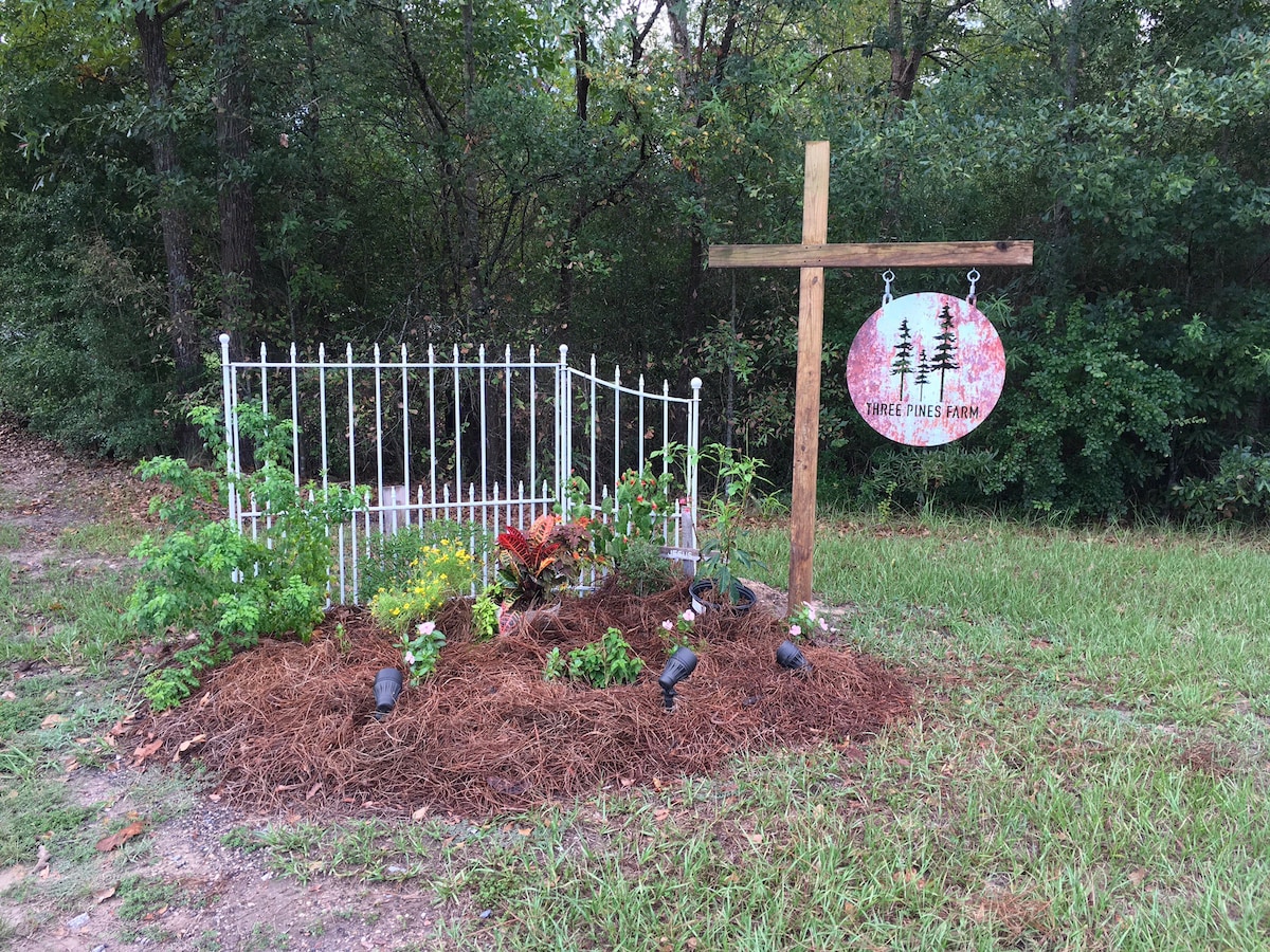 Lufkin Carriage House