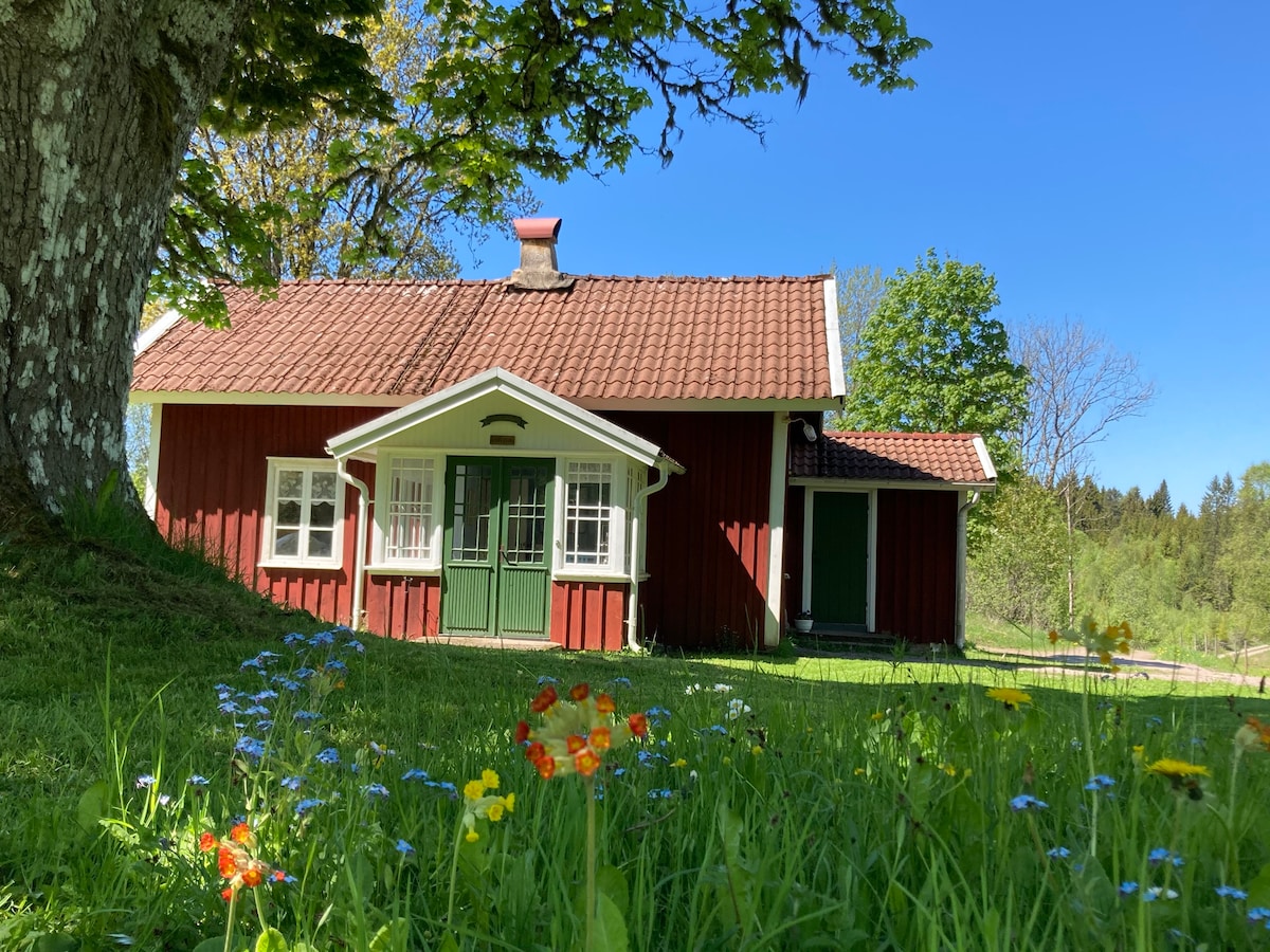 1800-tals torp i naturskön miljö