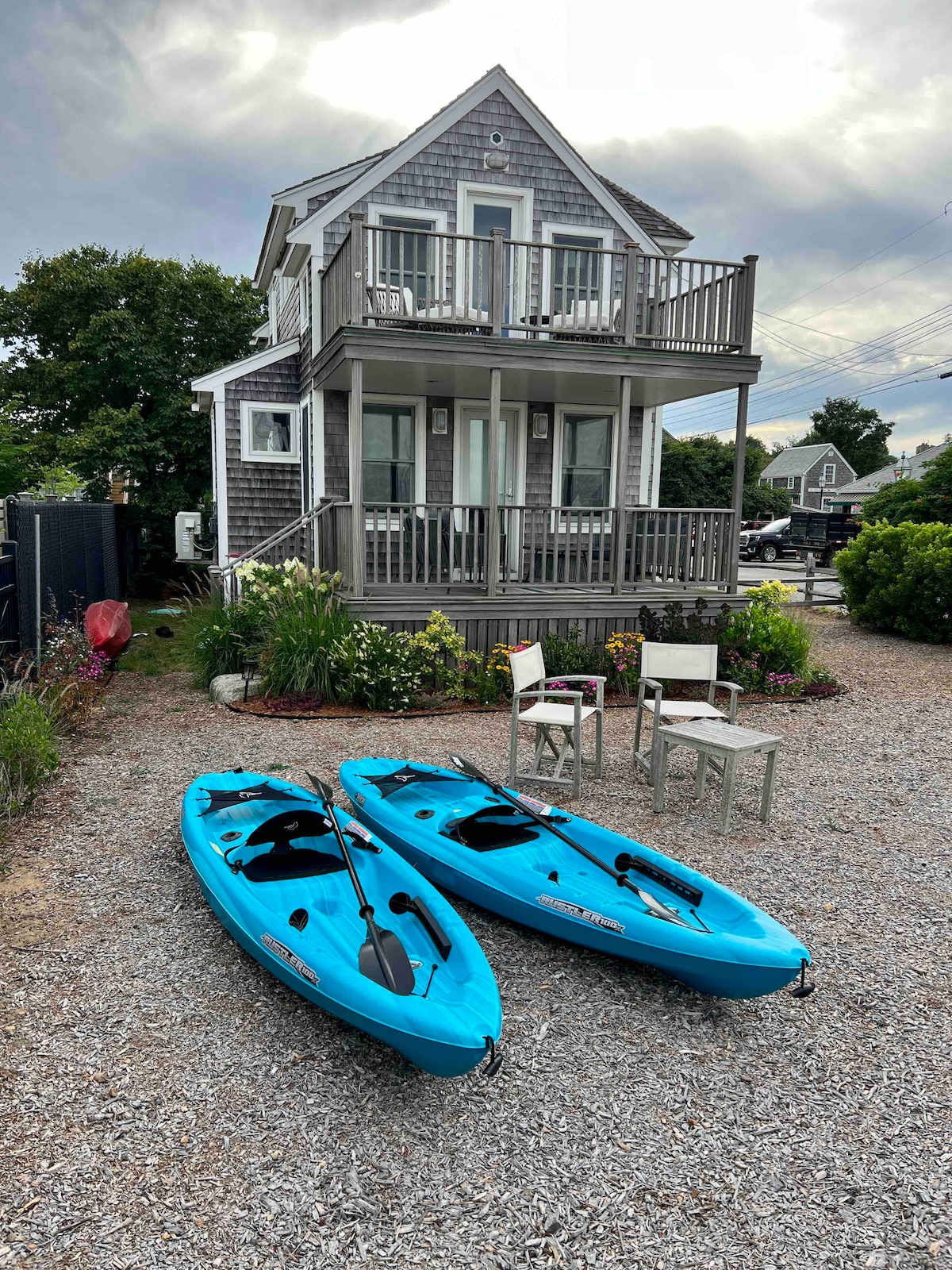 带海滩的市中心海滨小屋