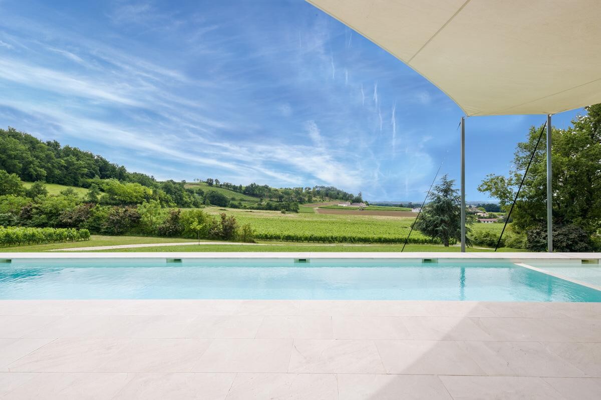 Chateau Picoron Villa & Pool, A Bordeaux Wine stay