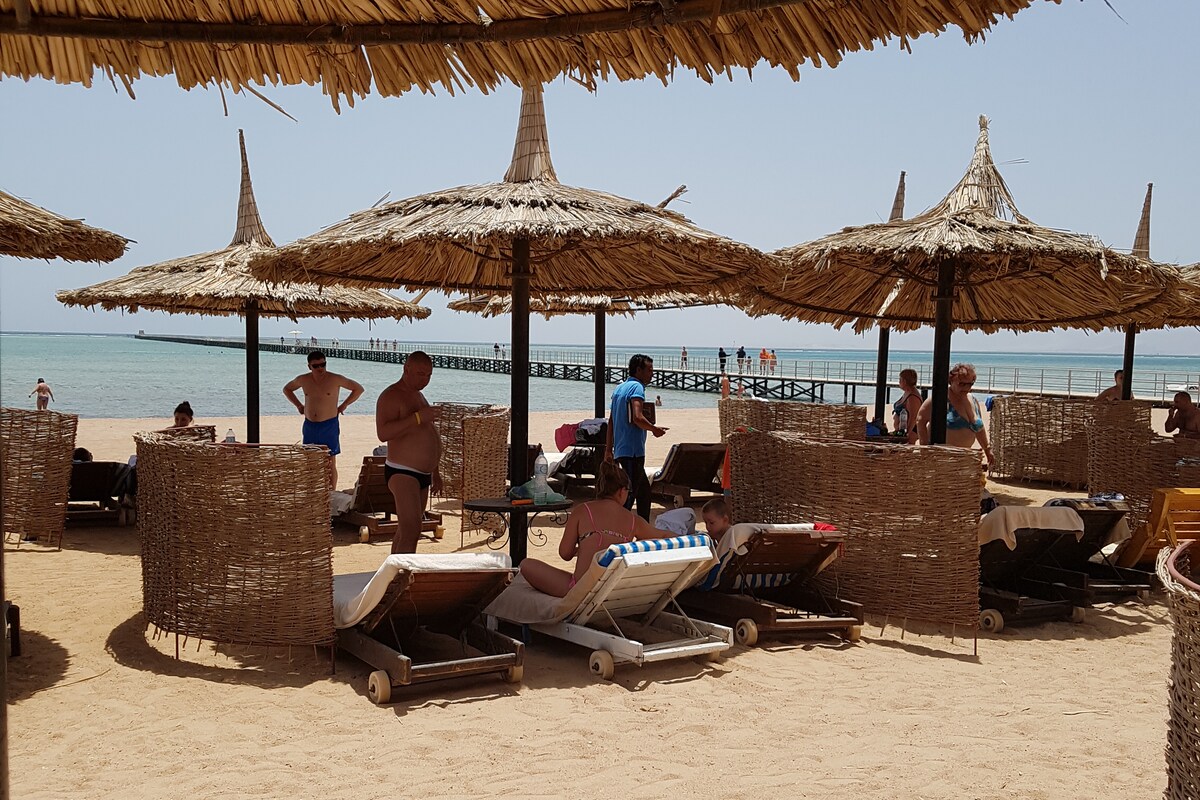 埃及沙姆的2间卧室泳池和海滩度假木屋