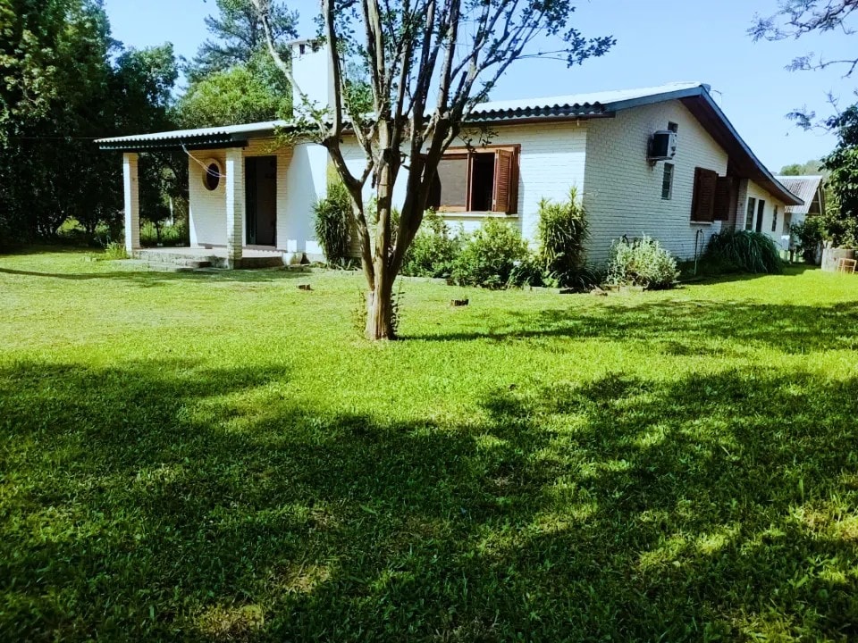 Linda casa de campo no Guaiba Country Club