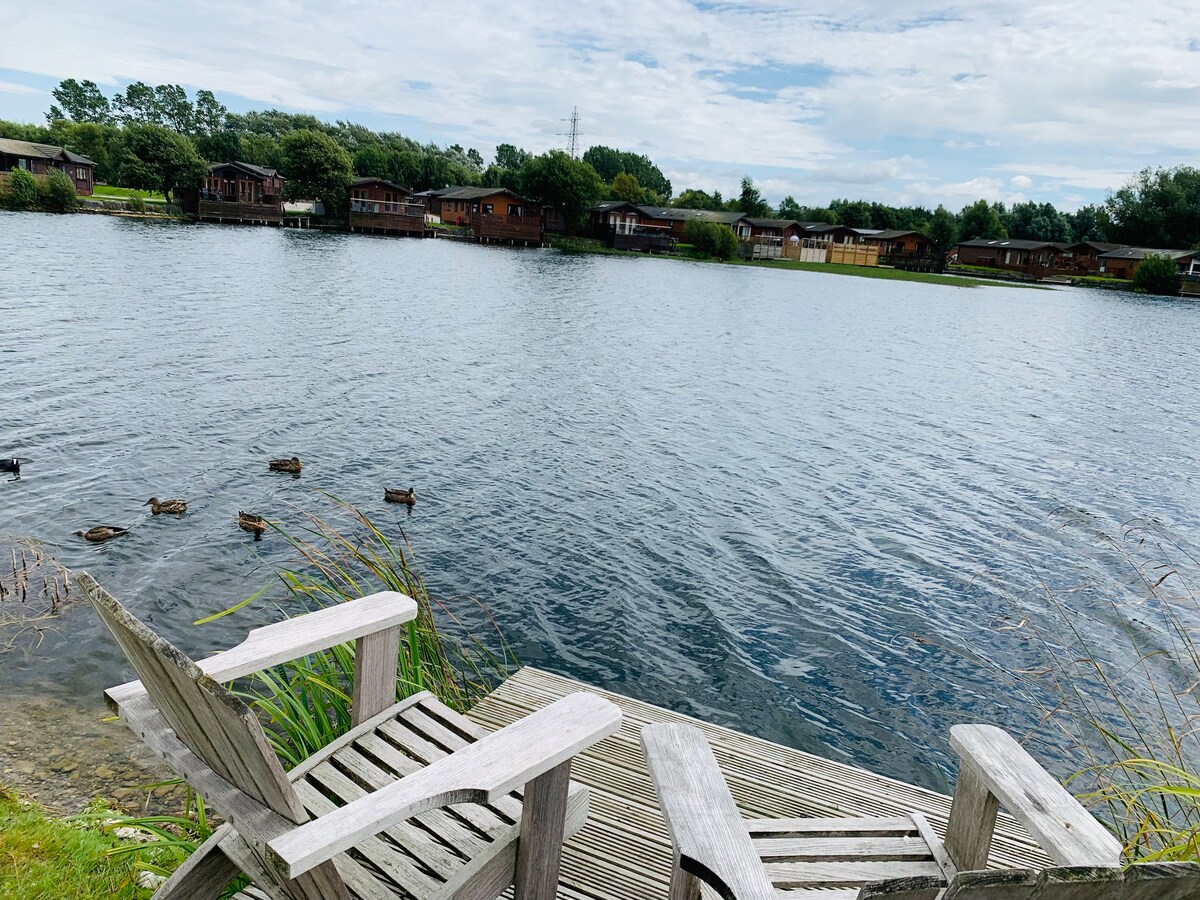 Lodge by the Lake South Lakeland Leisure Village