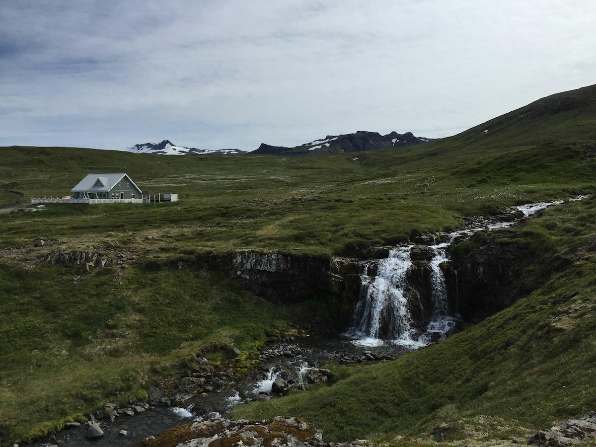 Fellsendi - Kirkjufell Paradise