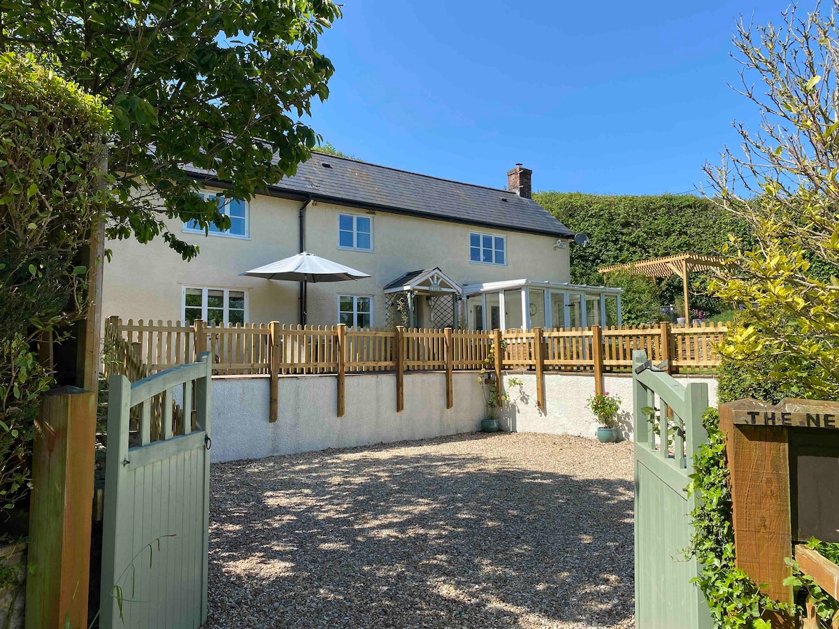 ‘The Nest’ A beautiful cottage in Devon