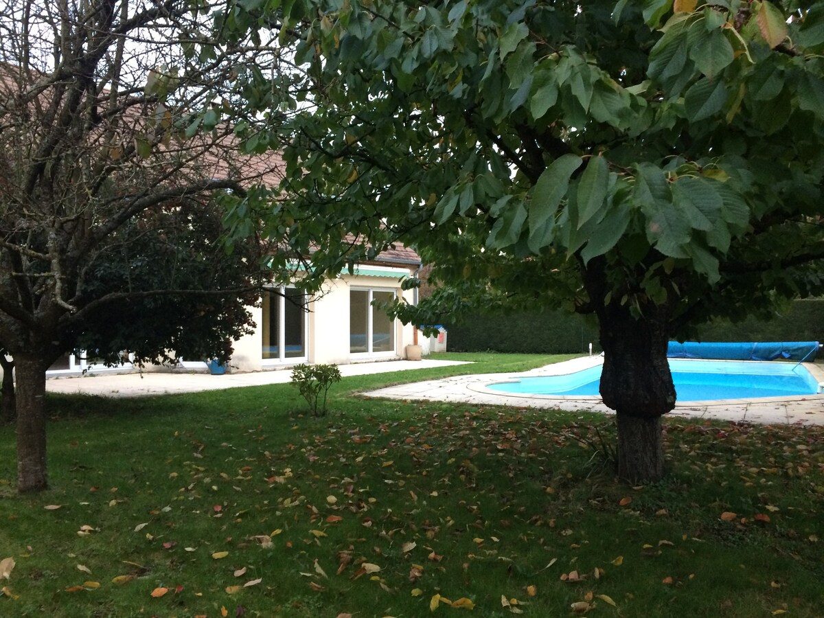 Villa avec piscine pour 12 personnes