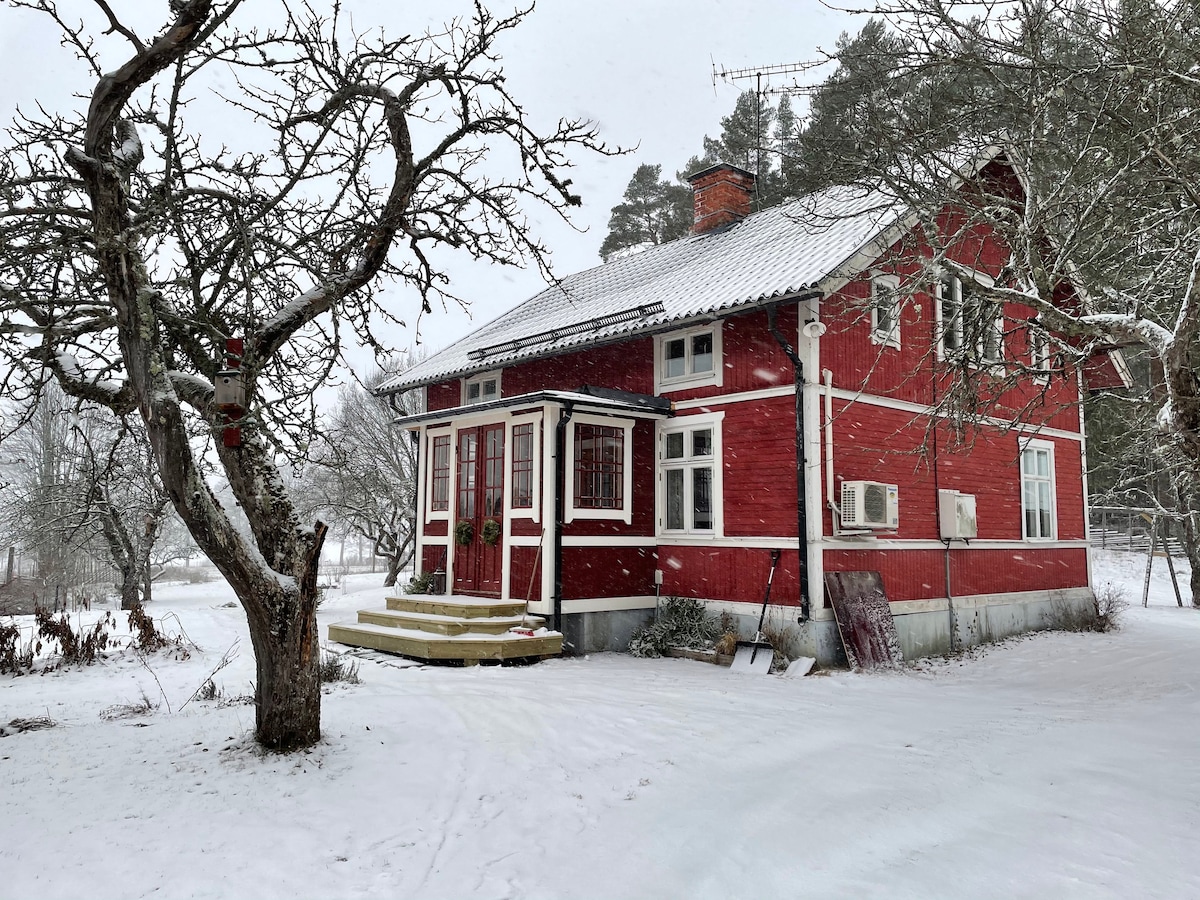 Storthus nära Dalälven,Färnebofjärdensnationalpark