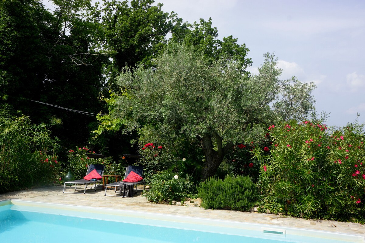 Wohnung Gelso (klein) mit Pool in den Marken