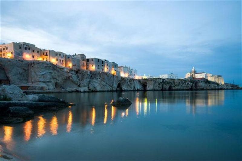 LE CALLE di CasaPino a Vieste sul Gargano