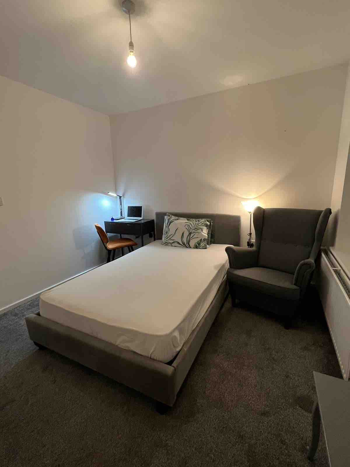 Beautiful cozy 1 bedroom in Dudley