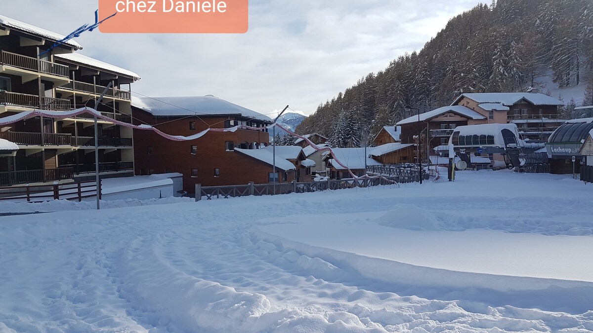 val benoit chez daniele au pieds des pistes ESF