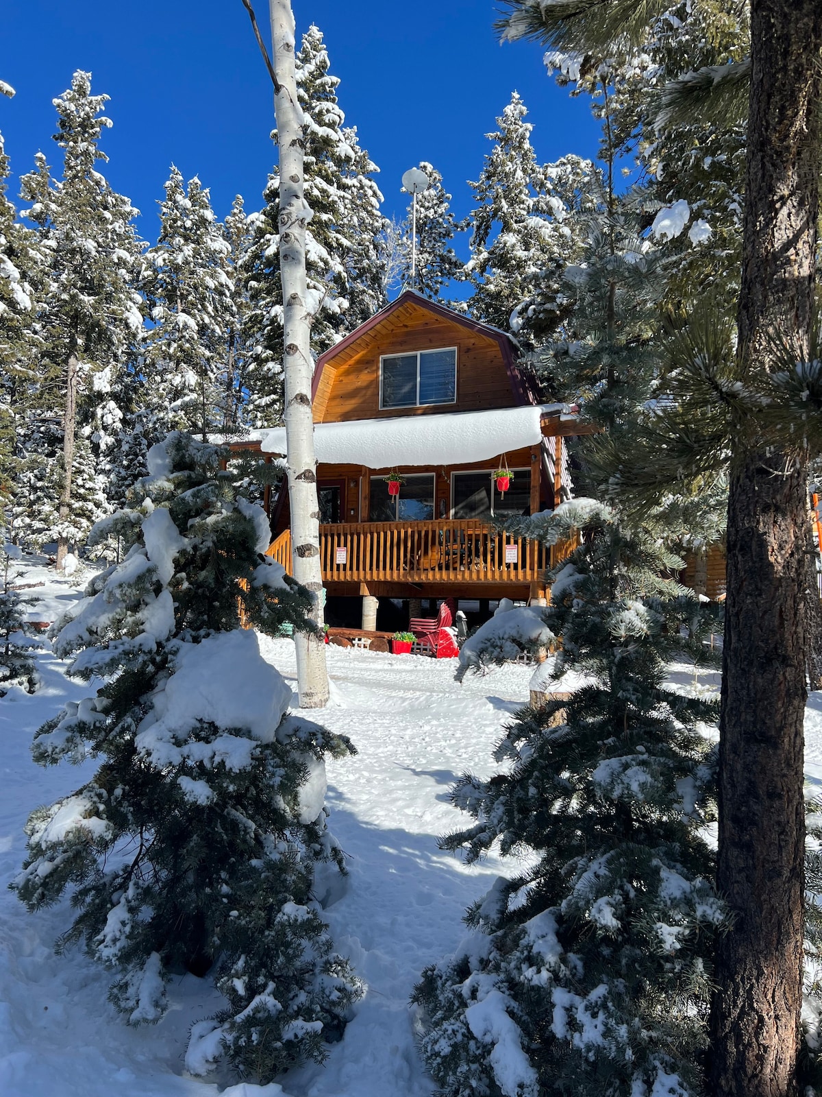 High Mtn Retreat with Hot Tub!