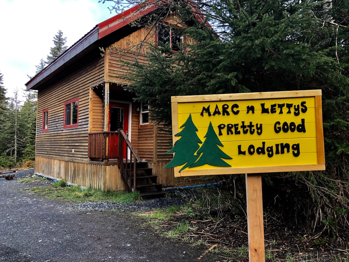 Marc and Letty 's Pretty Good Lodging