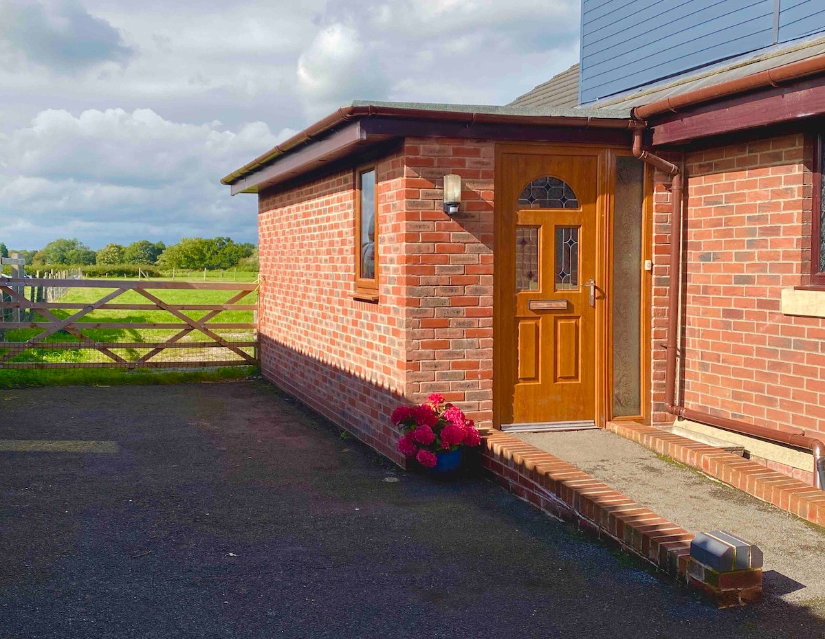 Luxury Private Barn in Rural Preston inc Breakfast