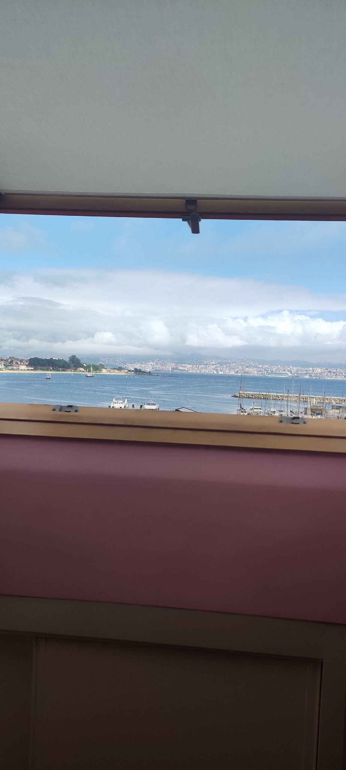 Precioso ático con vistas al mar con desayuno