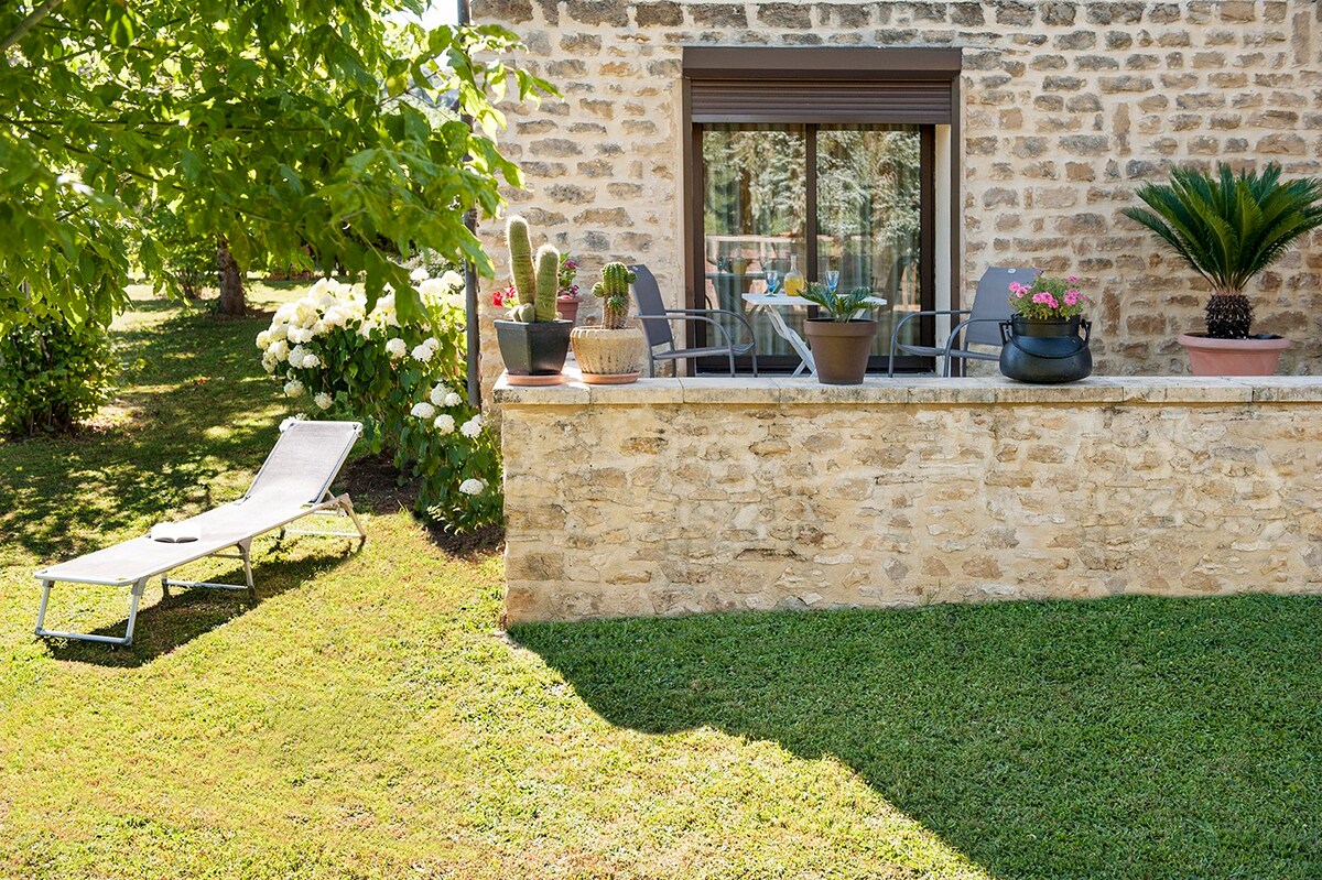 Caubesse, gîte de charme avec jardin, à Sarlat.